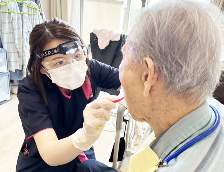 成瀬（町田市）の歯医者、シンシアメディカル歯科の、訪問歯科診療